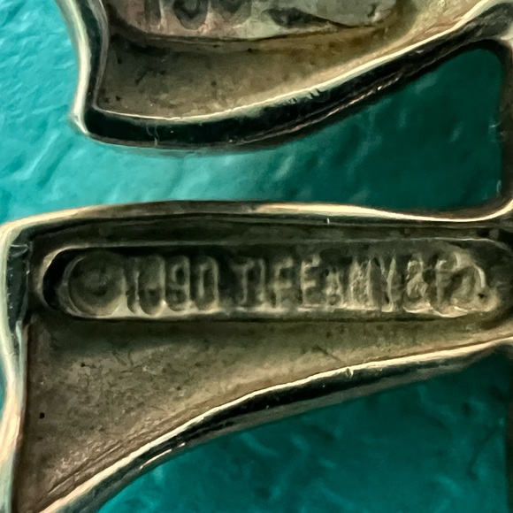 🔴Authentic VINTAGE  18K GOLD TIFFANY & CO Bow Pendent Necklace🔴 - Picture 8 of 13